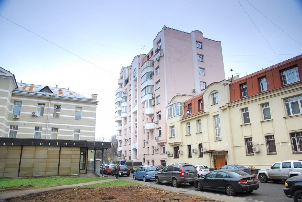 Бизнес-центр «1-й Неопалимовский 15/7», Москва, 1-й Неопалимовский переулок, 15/7