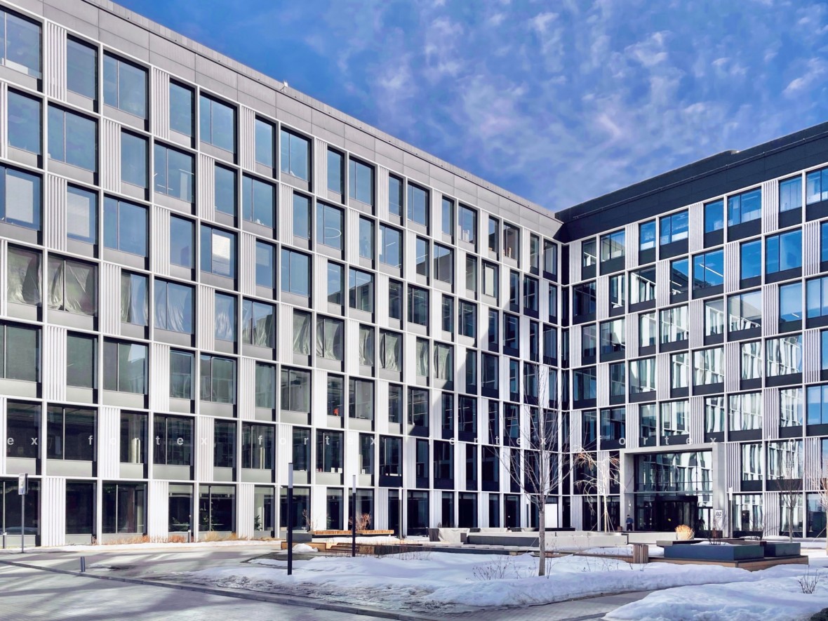 Бизнес-центр «ComCity», Москва, Киевское шоссе, 6 с1