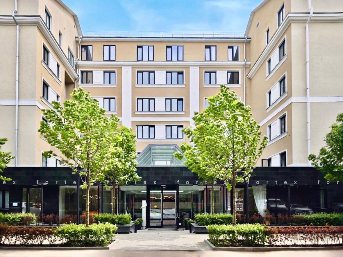 Бизнес-центр «Усачёва 62 с2», Москва, Усачёва улица, 62 с2