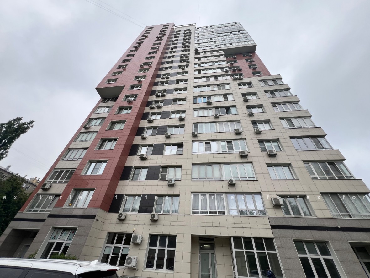 Бизнес-центр «Ленинский 83», Москва, Ленинский проспект, 83