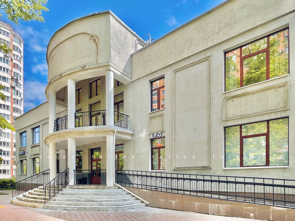 Бизнес-центр «Ренессанс - 2», Москва, Высокая улица, 8