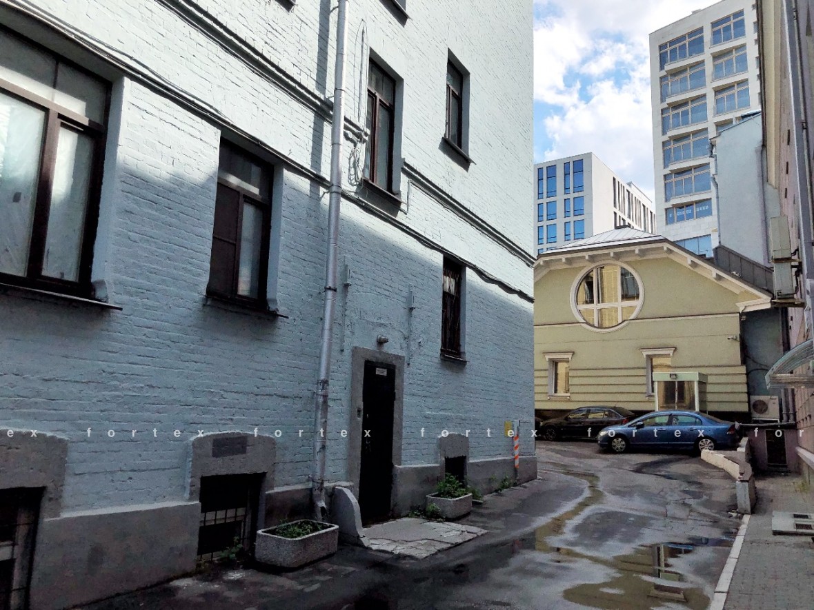 Бизнес-центр «Земляной 68/18 с3», Москва, улица Земляной Вал, 68/18 с3