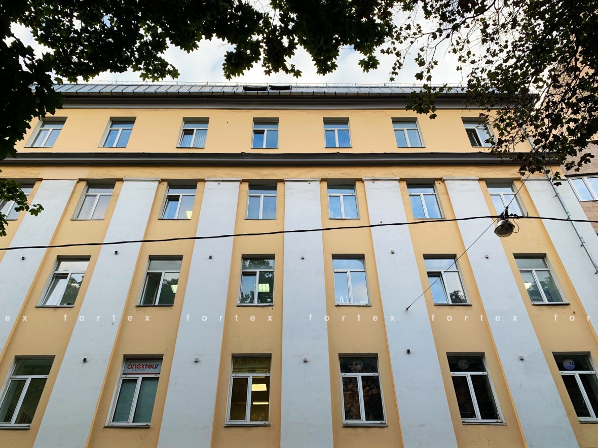 Бизнес-центр «Троилинский 3», Москва, Троилинский переулок, 3