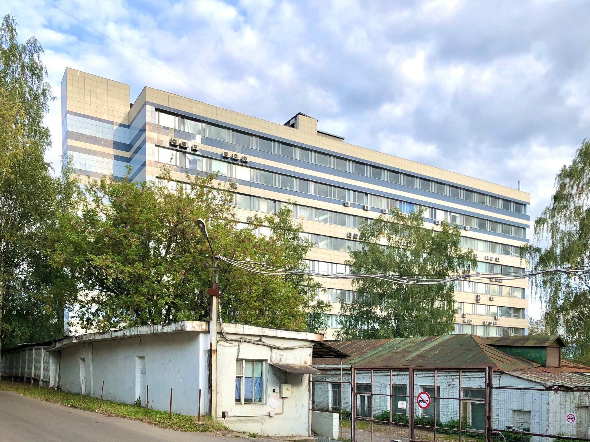 Измайловский переулок. Бизнес центр Эталон. Амурский переулок.