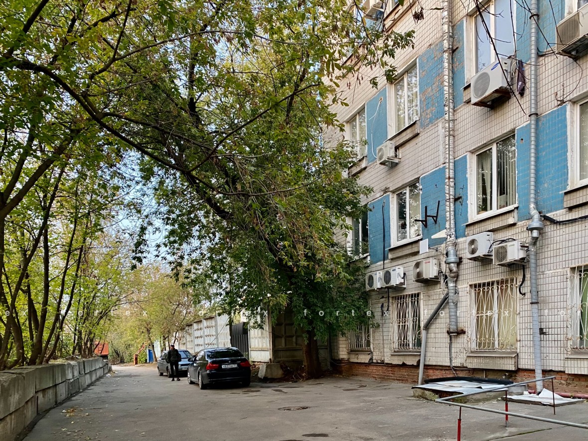 Бизнес-центр «Генерала Дорохова 2», Москва, улица Генерала Дорохова, 2