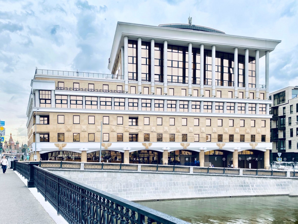 Бизнес-центр «Балчуг Плаза», Москва, улица Балчуг, 7