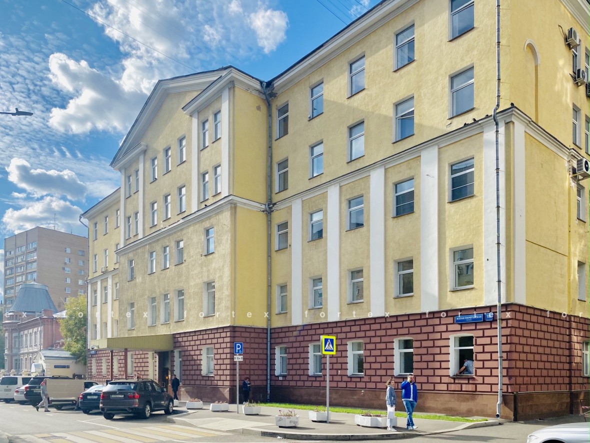 Бизнес-центр «Малая Пироговская 18 с1», Москва, Малая Пироговская улица, 18 с1