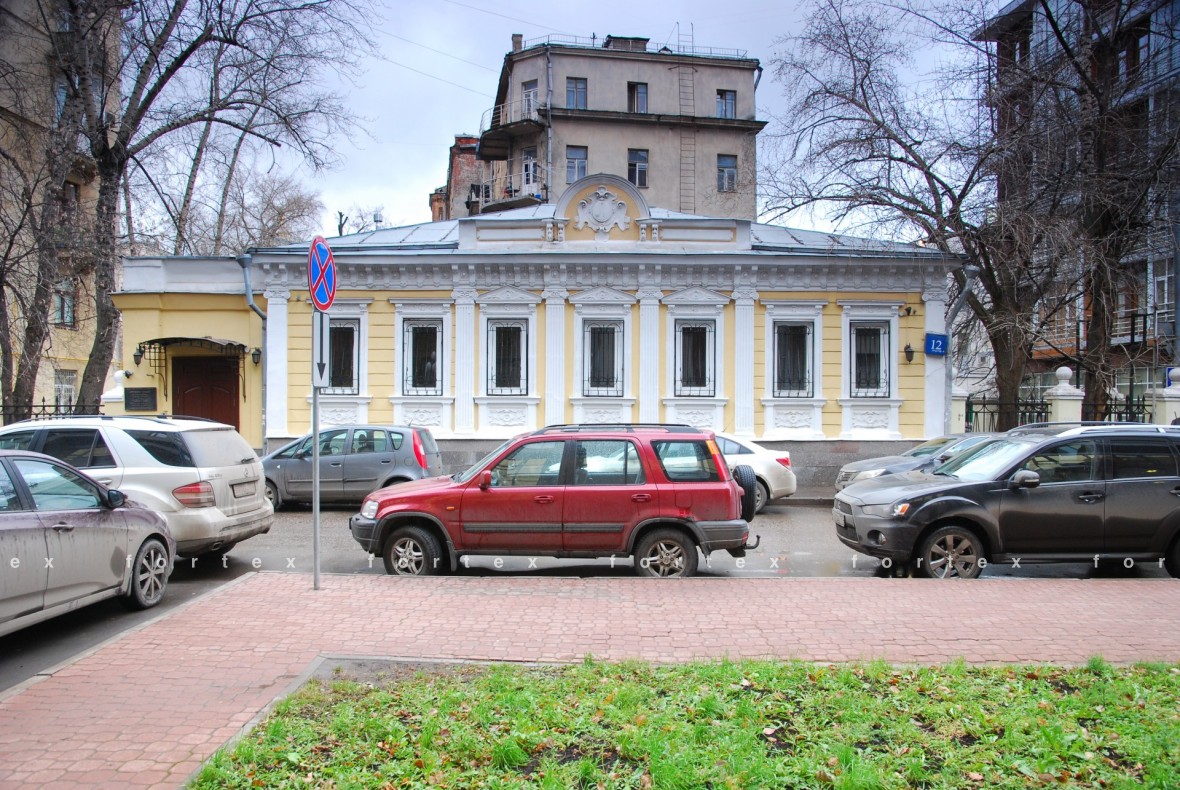 Бизнес-центр «Бурденко 12» - Особняк на улице Бурденко, г. Москва. Аренда и  продажа офисов, нежилых помещений от собственника