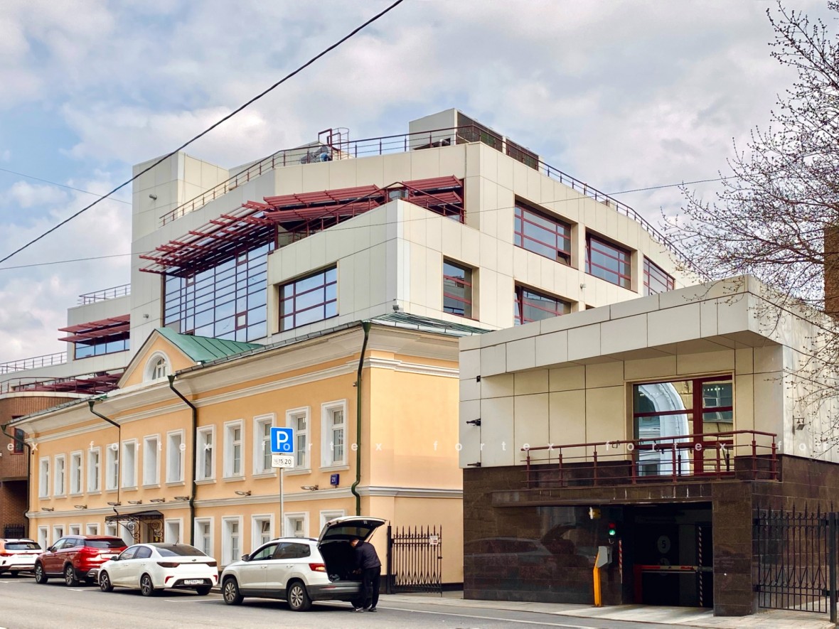 Бизнес-центр «Гончарная 21», Москва, Гончарная улица, 21