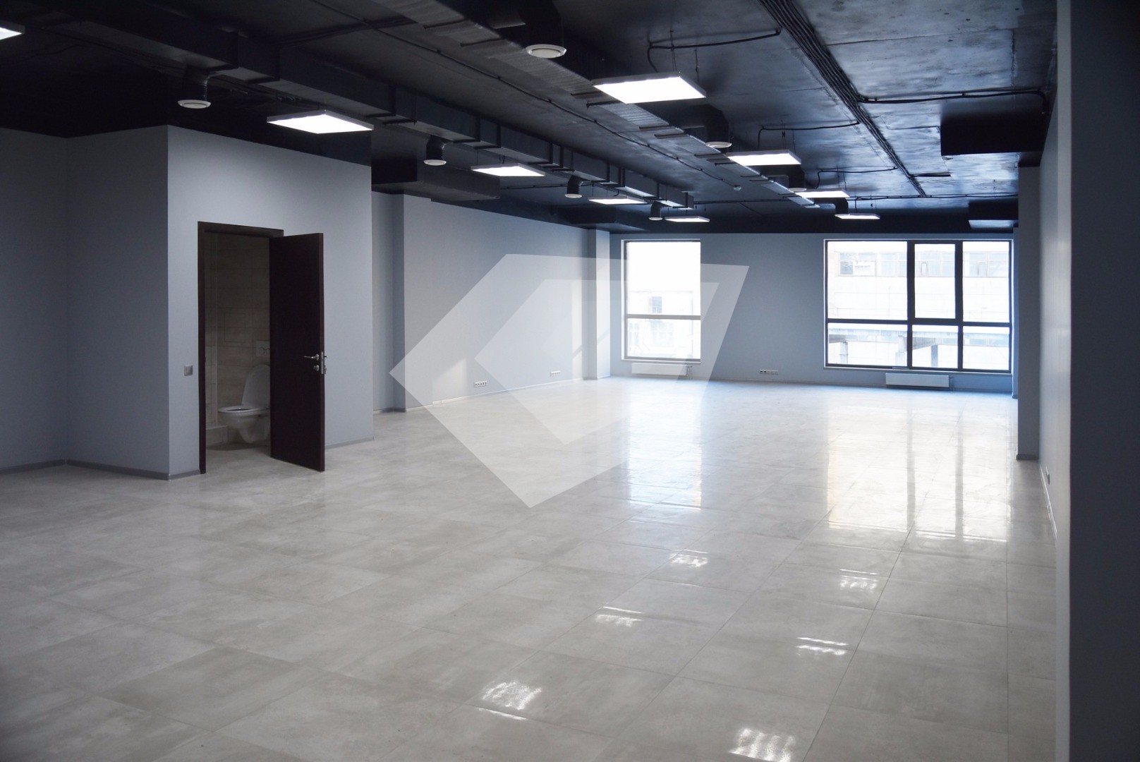 офисное помещение. бц очаковский москва. метро бауманская бц манхэттен. нижняя красносельская 35 с 9 бц манхэттен. коммерческое помещение.