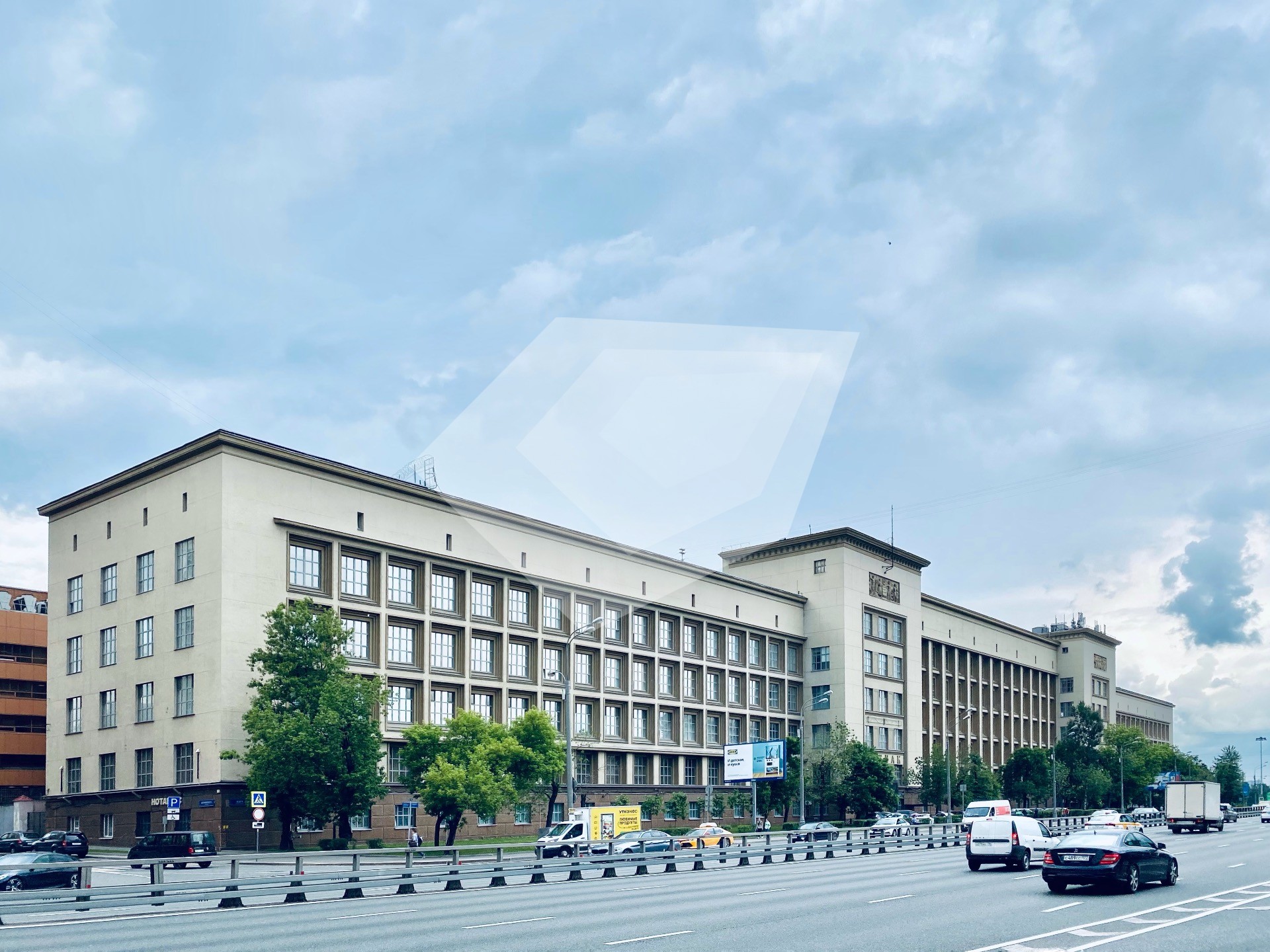 Мира 105